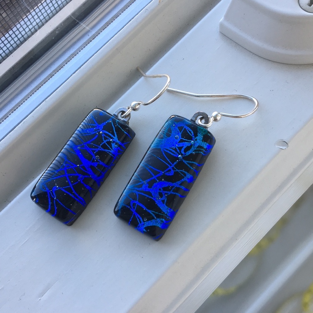 Black and Blue Swirl Resin Earrings - Picture 8 of 8